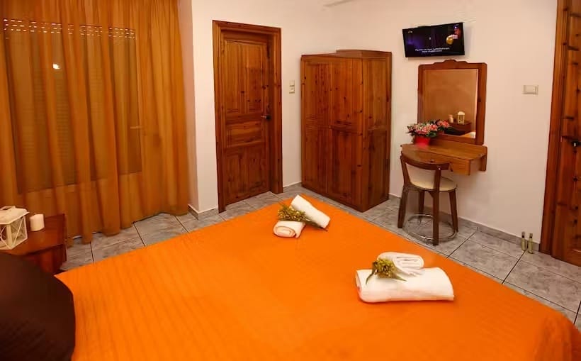 Melida Apartment-2-3