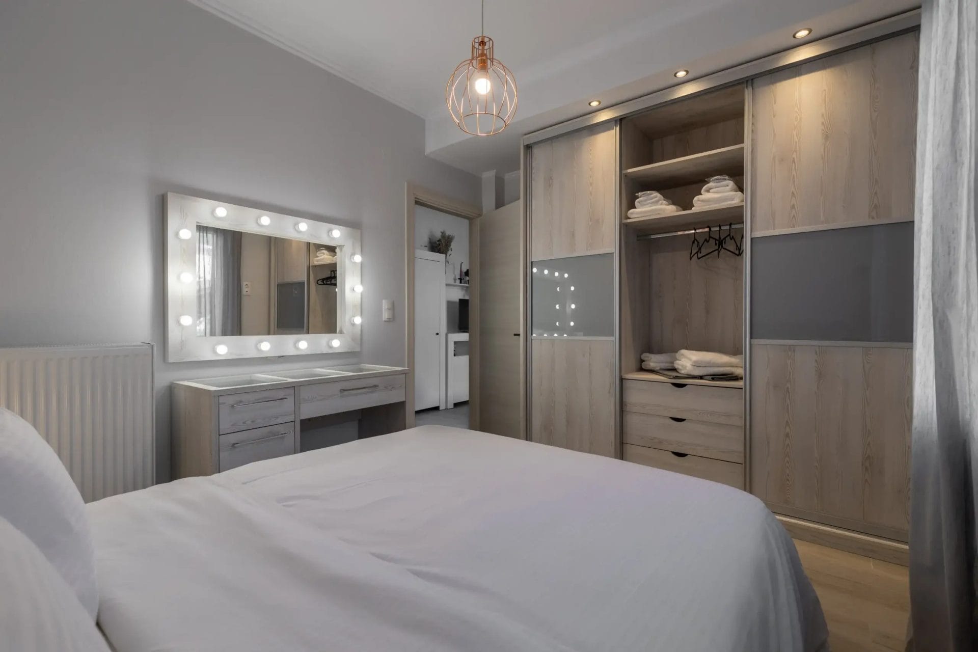 Eris Luxury Living 2