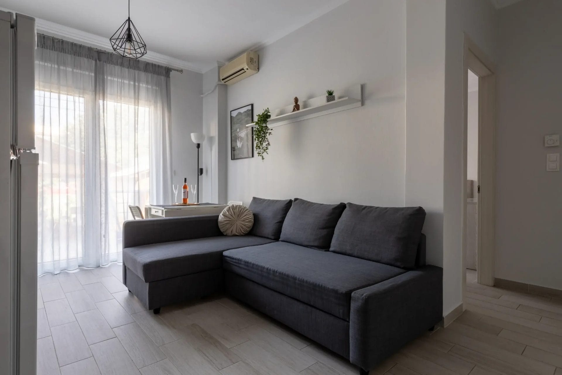 Eris Luxury Living 2