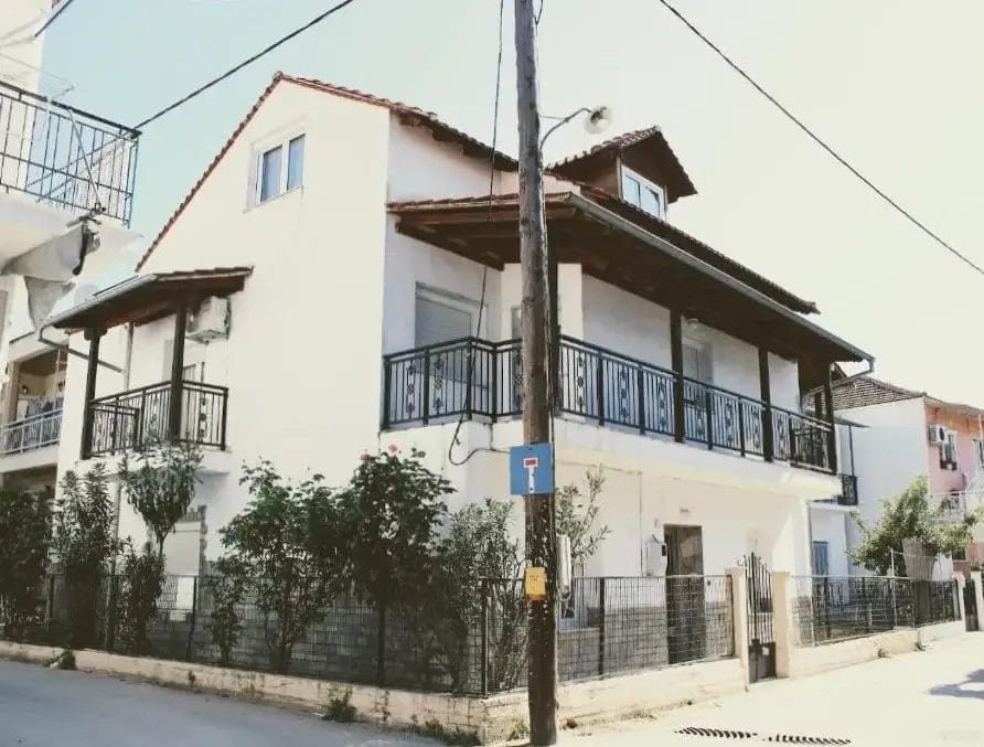 Dreamers Home Chrisa 1