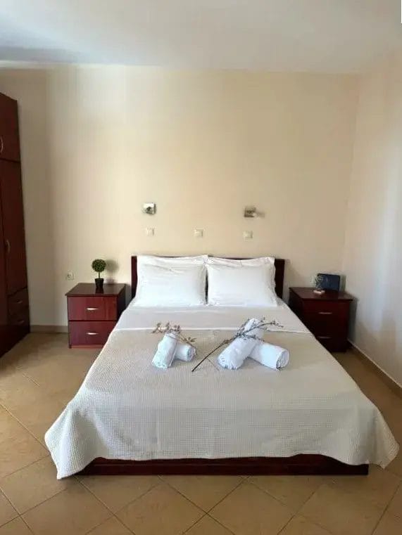 Porto Nuovo Studios 1-5