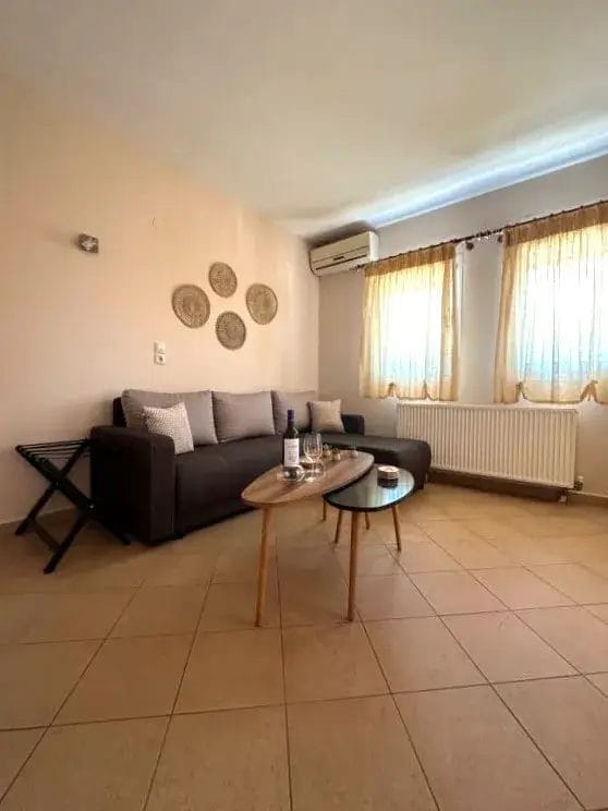 Porto Nuovo Studios 1-8