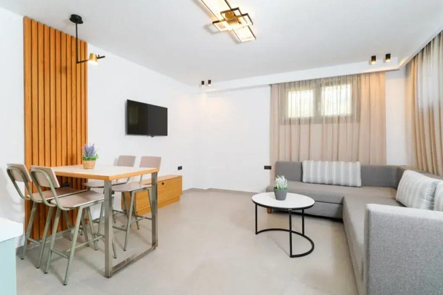 Apartment (Semi-Basement) 3