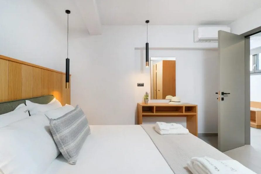 Apartment (Semi-Basement) 5