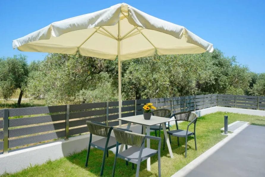 Apartment (Semi-Basement) 8