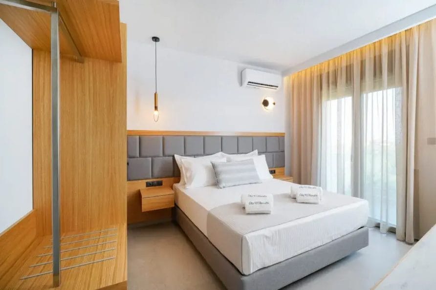 Apartment With Mountain View 22