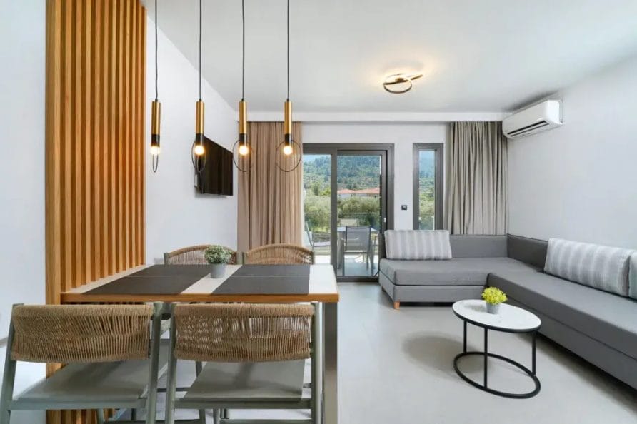 Apartment With Mountain View 7