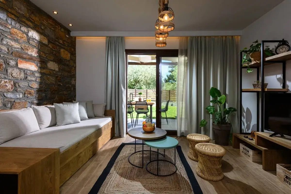 La Terra Petra House 1-2