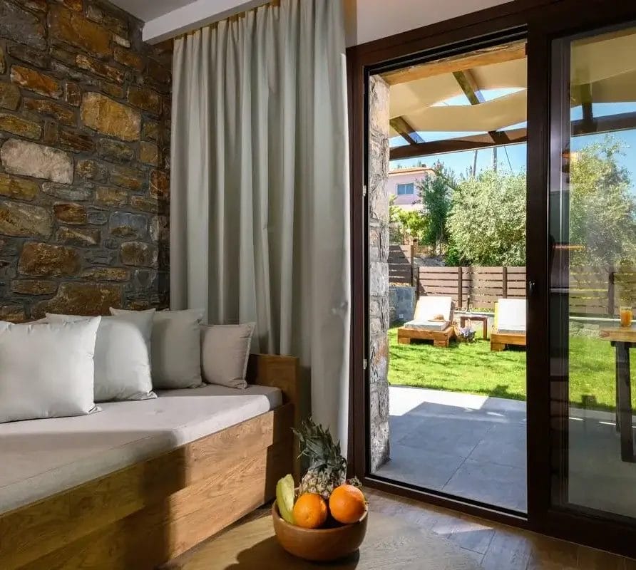 La Terra Petra House 1-6