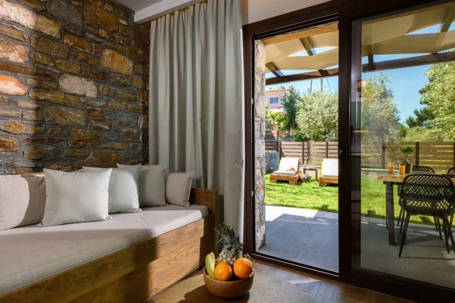 La Terra Petra House 1-6