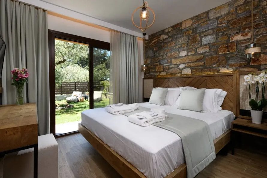 La Terra Petra House 1-7