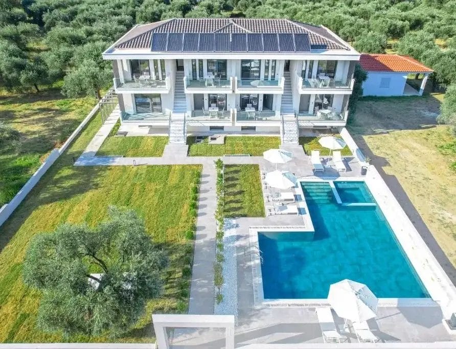 Olia Thassos Outdoor 3