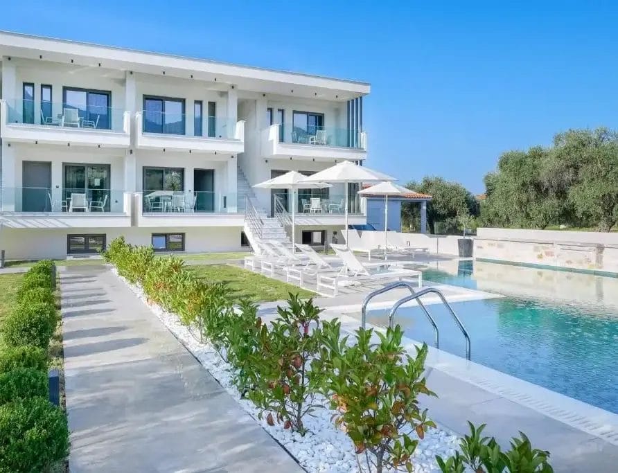 Olia Thassos Outdoor 6