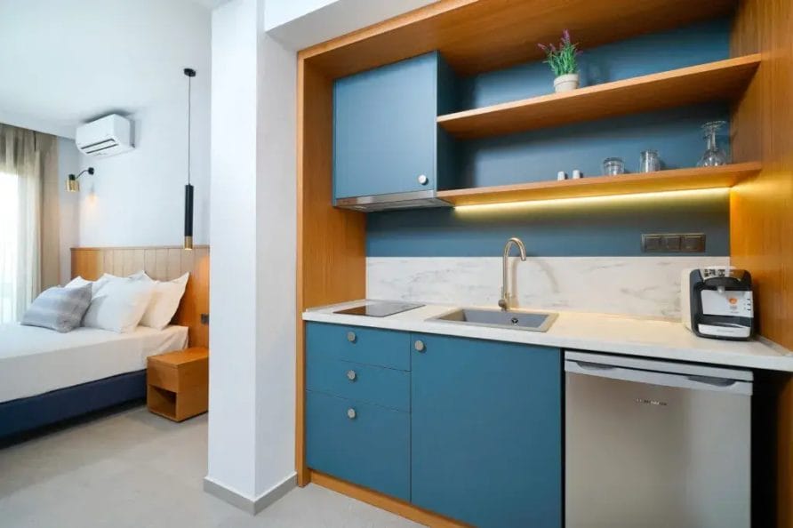 Olia Thassos Studio 9