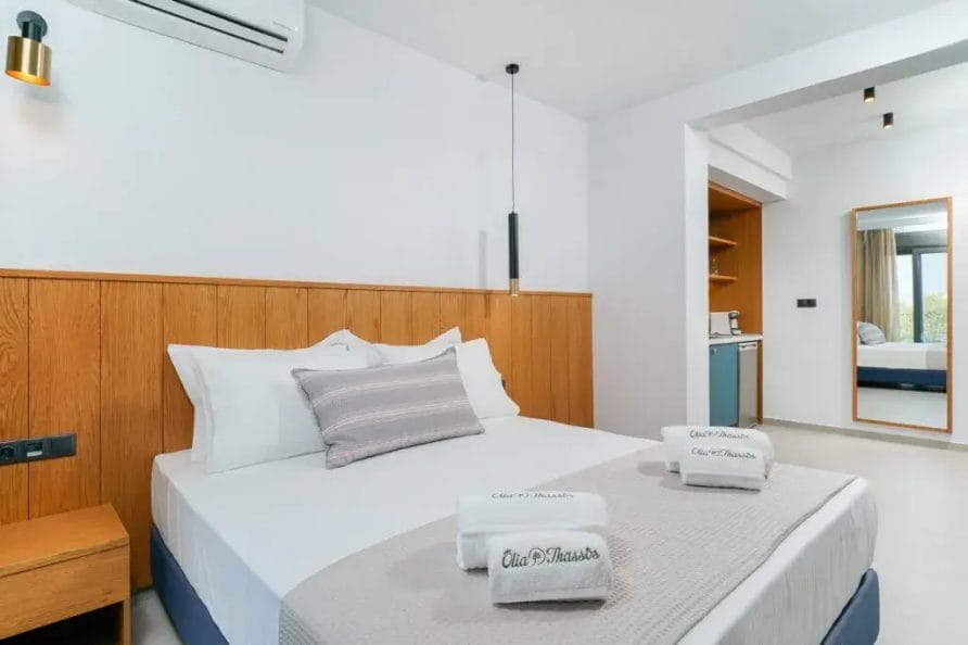 Olia Thassos Studio 4