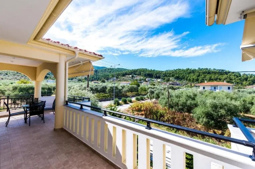 Villa Mandani Deluxe Junior Suite 5