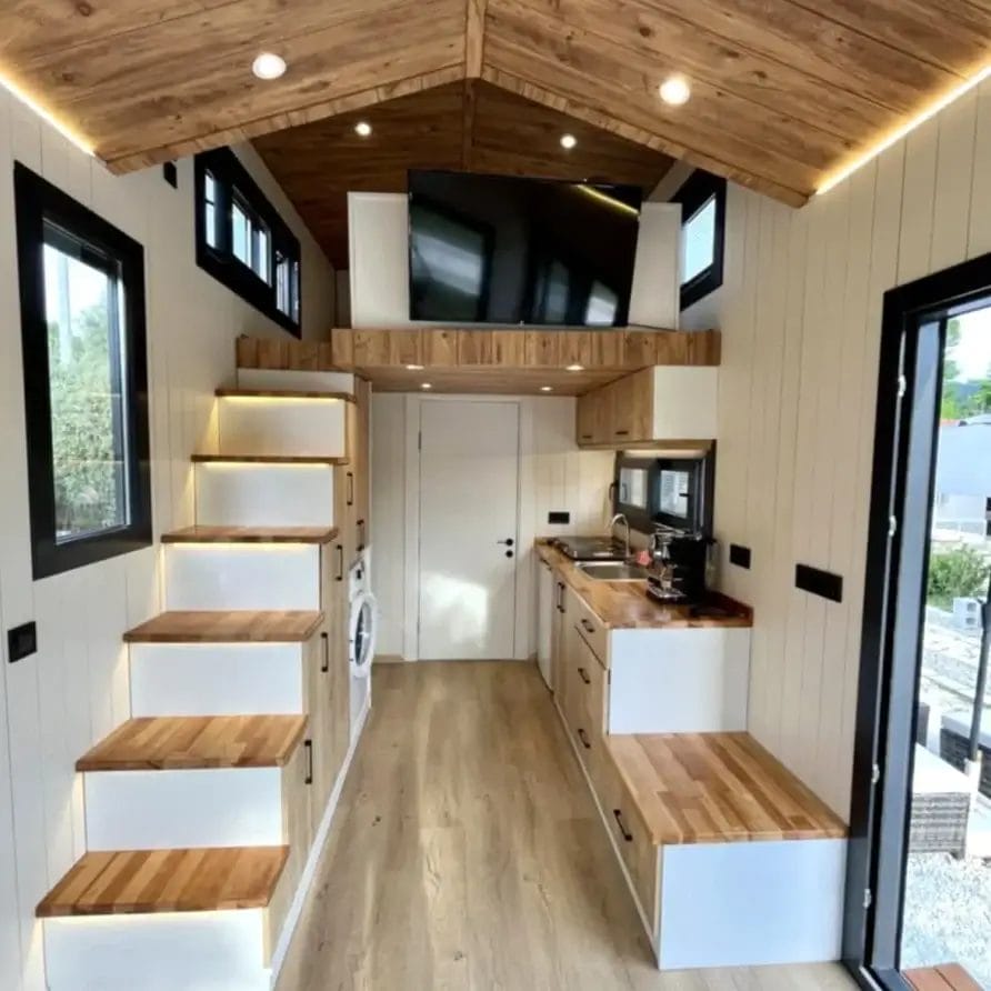 Thassos Tiny Home 3