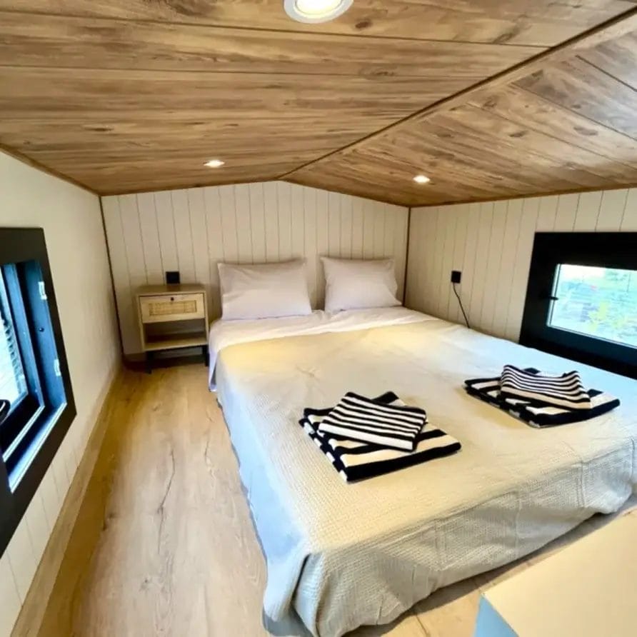 Thassos Tiny Home 9